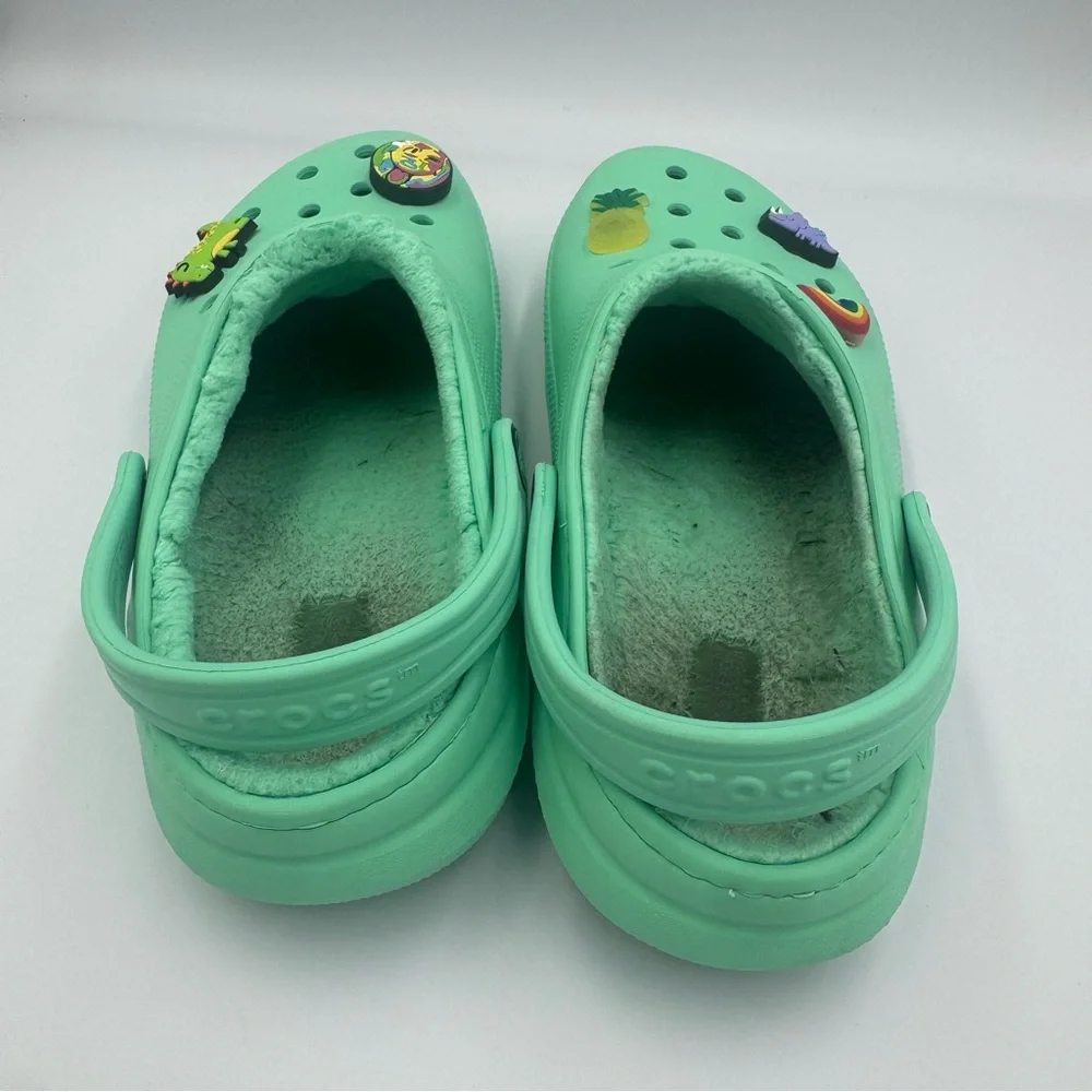 Crocs Classic Faux Fur Lined Clogs Mint Green Slip On Youth Junior size 4